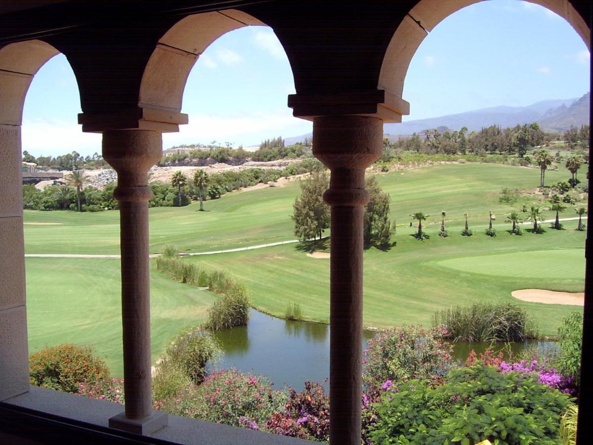 Villa Mandi Golf Resort Playa de las Americas  Room photo